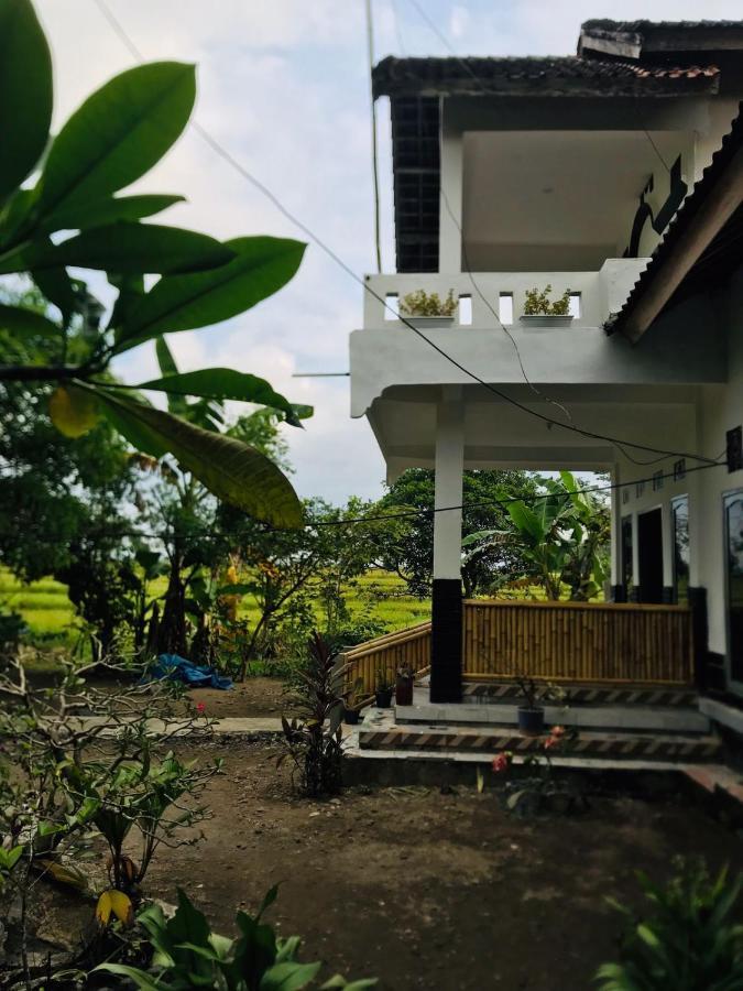 Plambi Tiara Homestay מראה חיצוני תמונה