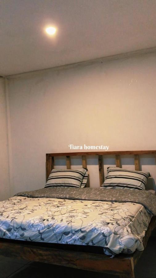 Plambi Tiara Homestay מראה חיצוני תמונה